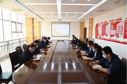 霄云煤矿 “两堂一舍”标准化提升先锋突击队组建成立